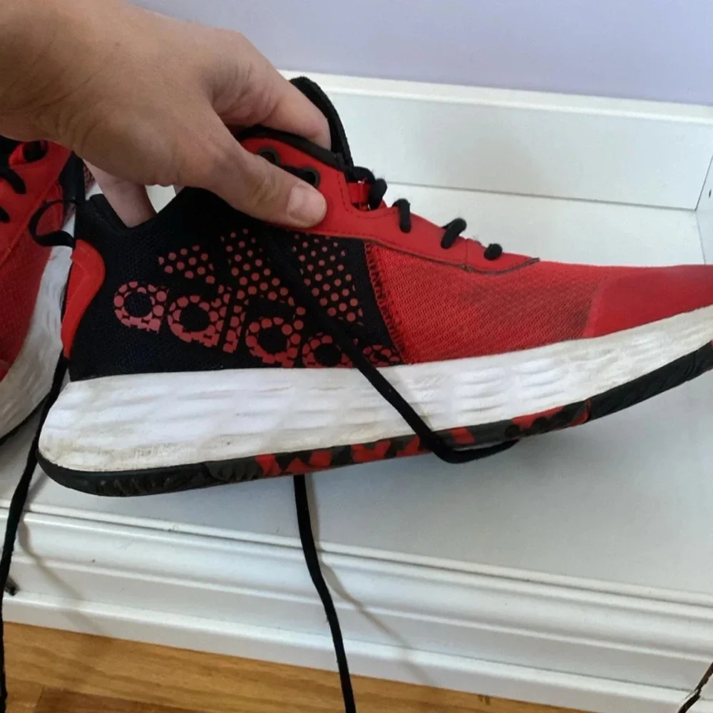 adidas Men's Own the game Basketball Shoe size 10